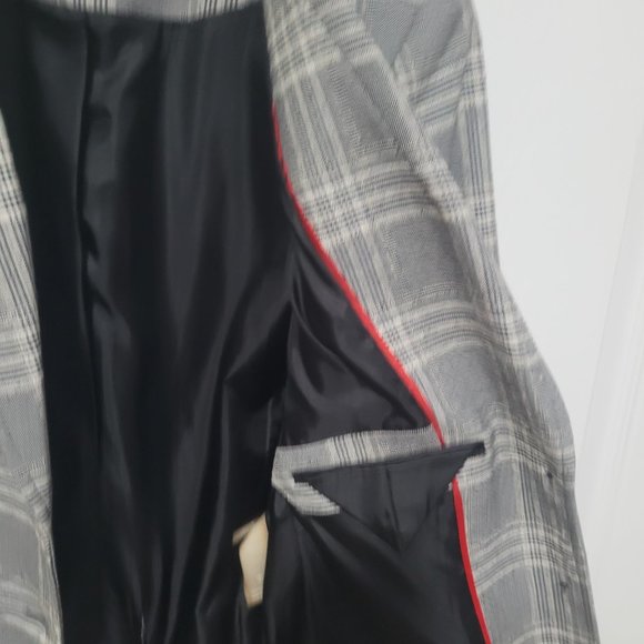 Woman Jackets - Picture 4 of 9